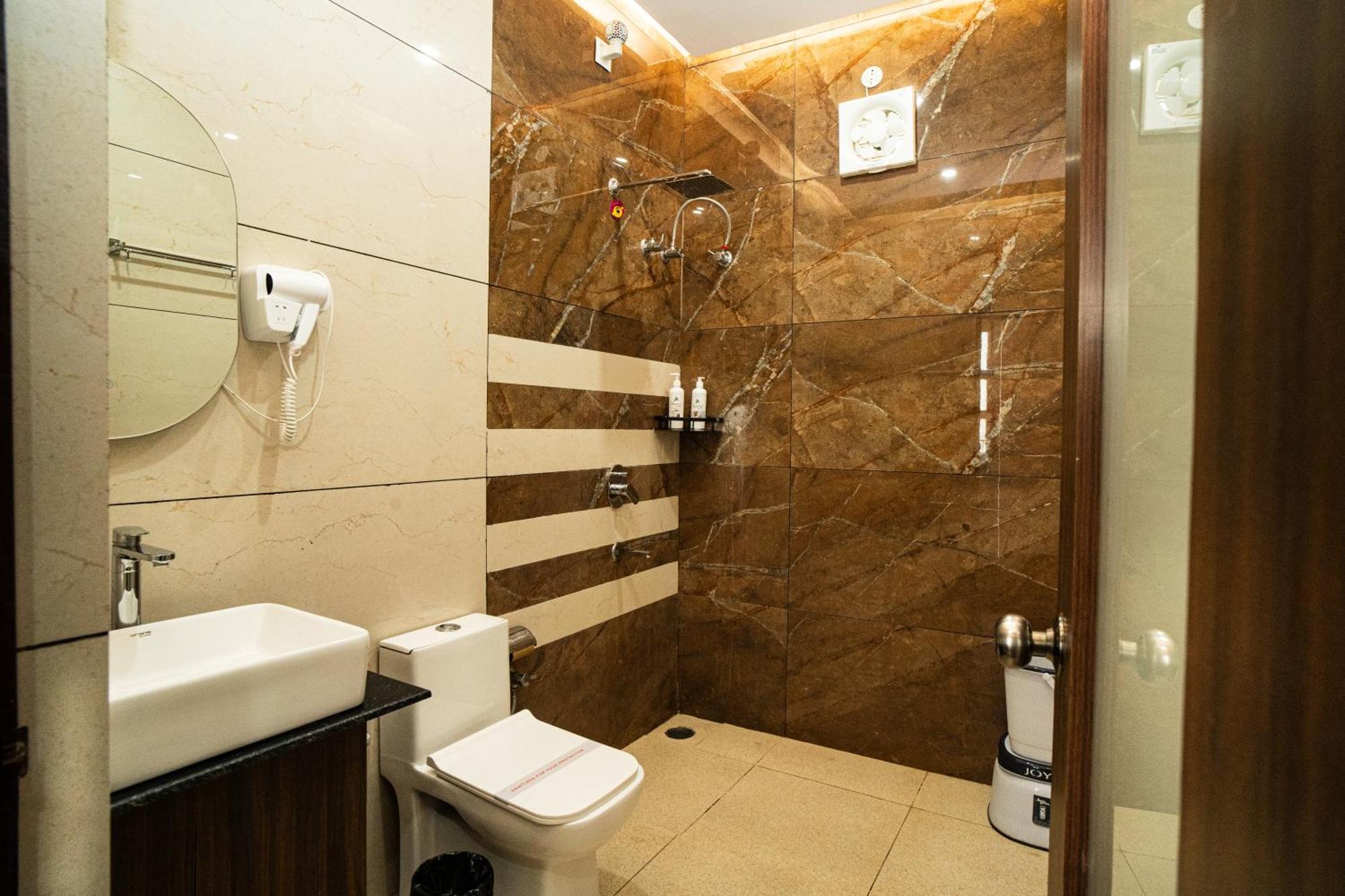 The Aravali Resort Bijni Εξωτερικό φωτογραφία