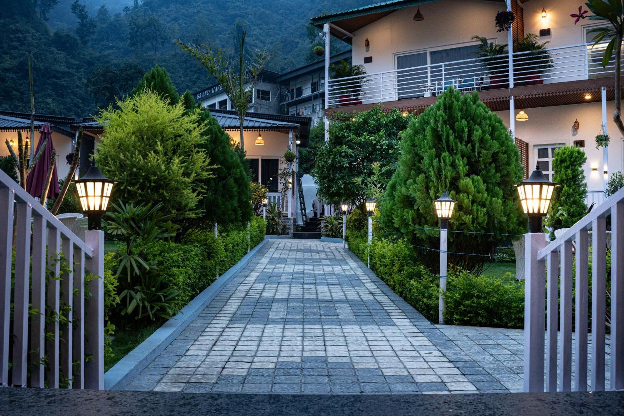 The Aravali Resort Bijni Εξωτερικό φωτογραφία