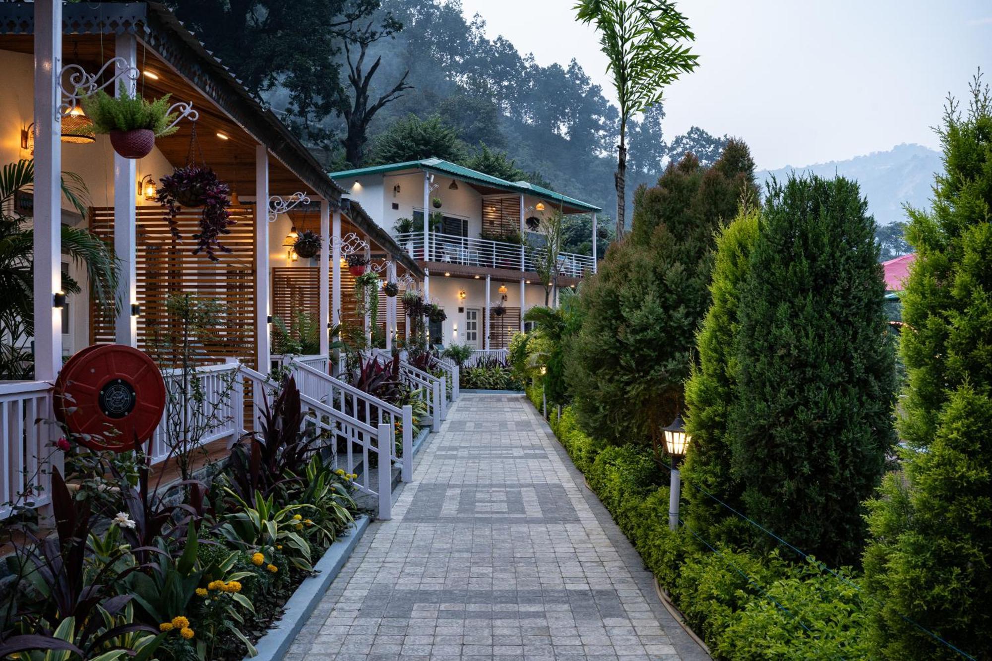 The Aravali Resort Bijni Εξωτερικό φωτογραφία